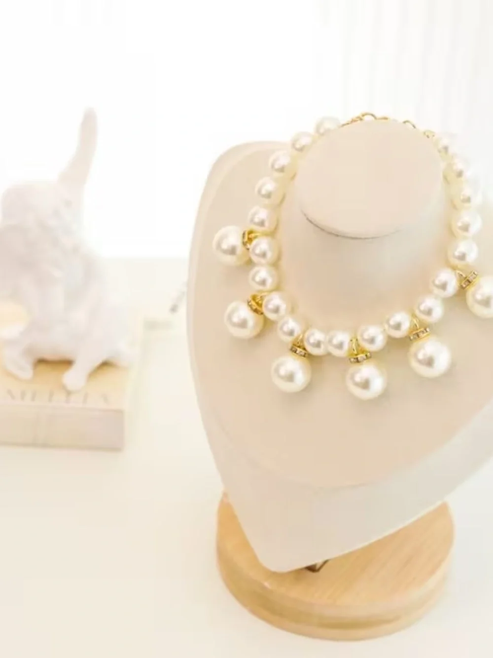 Vintage Pearl Pet Necklace Adjustable Cat Collar Size Medium